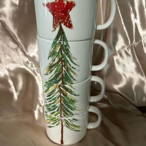 🎄 Christmas Tree Stackable Mug Set – 4 Mugs Brand New